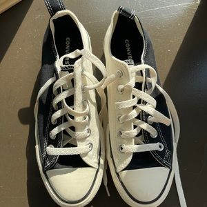 Platform two toned converse